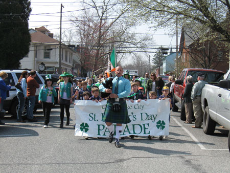 031712startparade.jpg