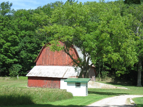 071811Barn.jpg