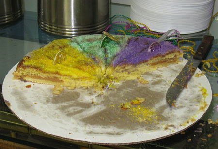 mardigrascake.jpg